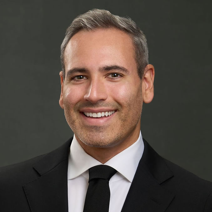 Gustavo Elias MD